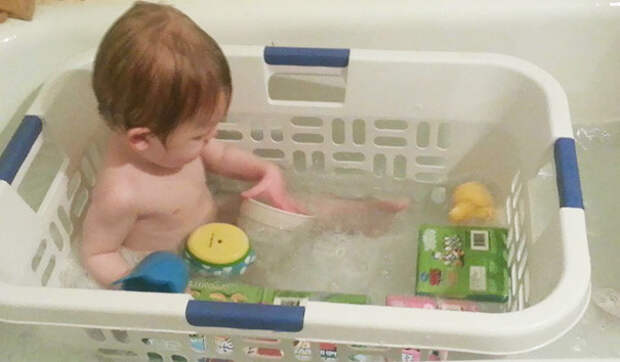 Зачем нужна детская ванночка, если есть корзина для хранения? воспитание, дети, советы, хитрости