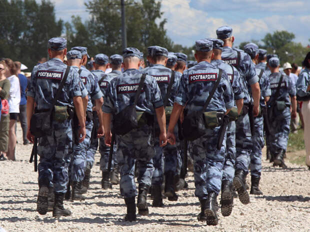 В России будут выращивать силовиков: школы открывают классы Росгвардии