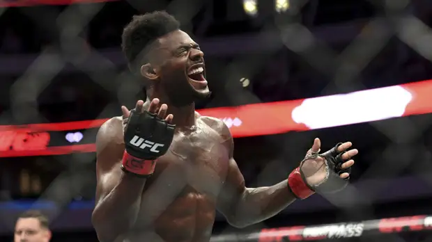 Ян призвал UFC лишить Стерлинга титула чемпиона за нарушение контракта