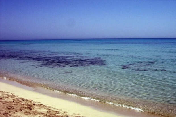 В Средиземном море не менее 17 мигрантов погибли после поломки судна