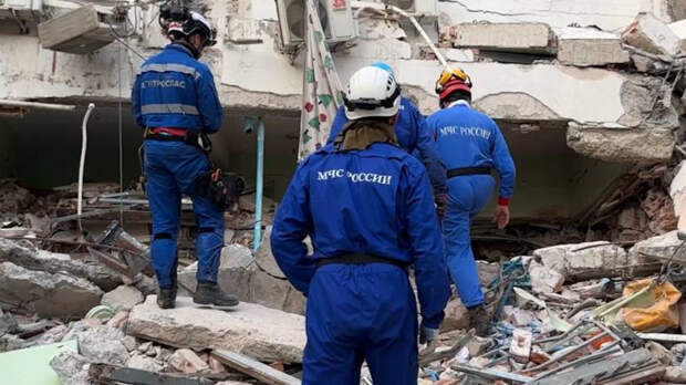 В Саратове в подъезде жилого дома произошел хлопок