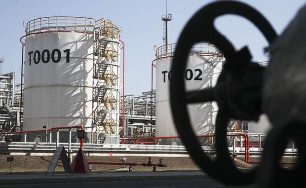 Минфин — народу: «Плюс 200 млрд в бюджет с нефтяного рынка позволят нам разве что концы с концами свести»