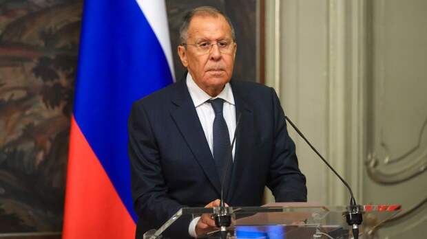 Лавров обвинил Зеленского в создании рисков применения оружия массового поражения