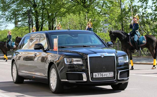 Результат пошуку зображень за запитом " Служебный автомобиль президента России Владимира Путина — Mercedes-Benz S600 Pullman "