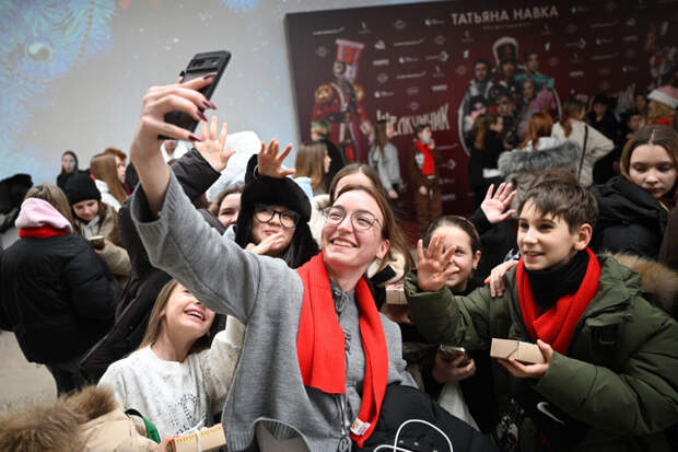 Платформа А7 помогла привезти в Москву школьников из приграничья