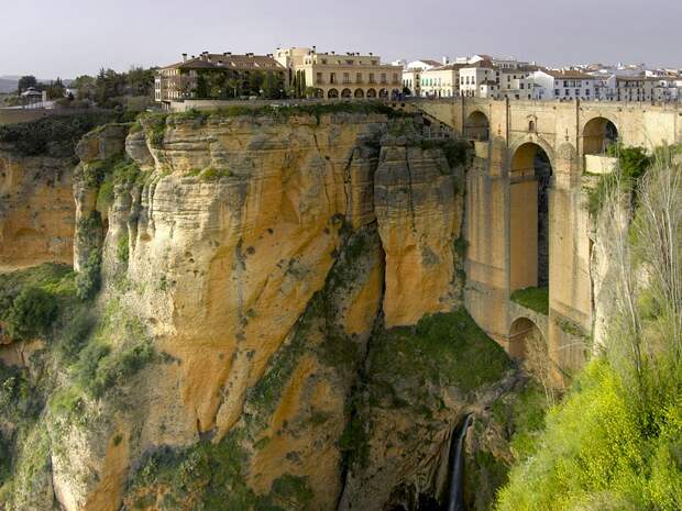 Ронда: город на скалах и душа Андалусии (Испания) Ronda 1 Ронда: город на скалах и душа Андалусии