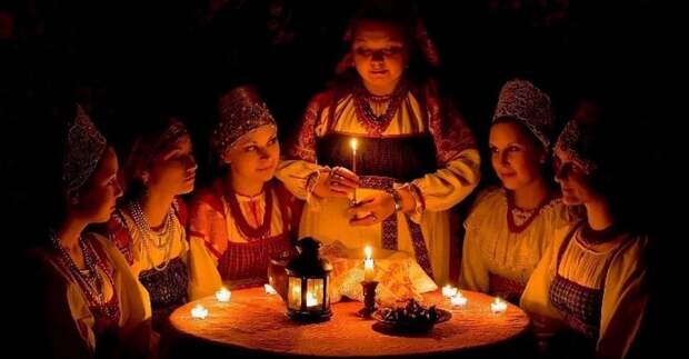 Святочные гадания: что реально делали девушки в январские ночи и что из этого можно повторить сейчас