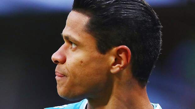 Дуглас Сантос не собирается продлевать контракт с «Зенитом» и может уйти после ЧМ, сообщили в Бразилии