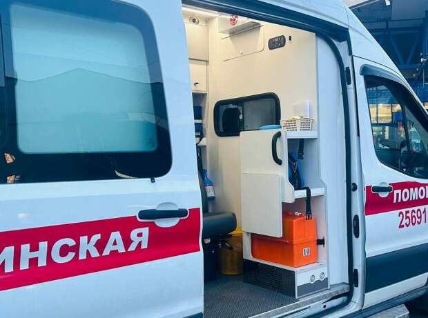 Врач рассказал, когда при повышенном давлении нужно вызывать "скорую"