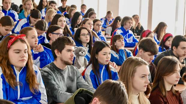 В Крыму обучили 400 добровольцев для акции по благоустройству Крыма