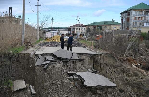 МЧС: паводковая обстановка в Дагестане стабилизируется, но активизировались оползни