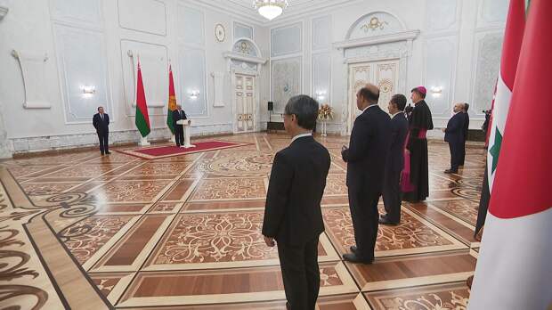 Лукашенко принял верительные грамоты нового посла России