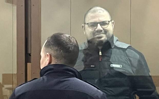 Облсуд: главред "Вида сбоку" Константин Смирнов останется в СИЗО до 30 апреля