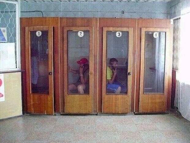 В Советском Союзе это делали почти все, а сейчас нет. Лично я этому рада, а вы?