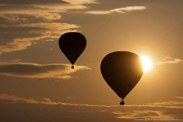 Воздушные шары в небе Франции: 343 шара одновременно! | NewsInPhoto.ru Новости и репортажи в фотографиях (4)