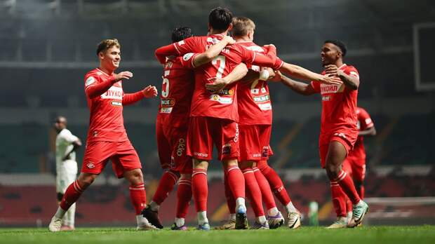 «Спартак» показал речь Карседо перед игроками «Спартака» накануне вылета команды на первый зимний сбор: видео