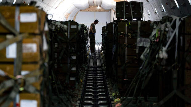 Рубио допустил, что предназначавшееся ВСУ оружие направят на Ближний Восток