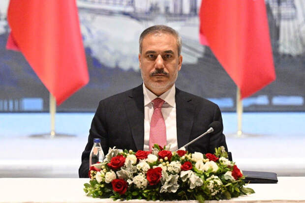 Фидан призвал ЕС нарастить оборонный потенциал на случай разрыва с США