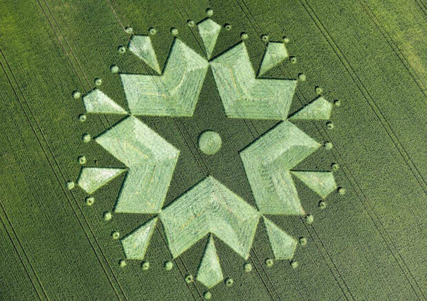 Круги на полях - это сообщения инопланетян о будущем