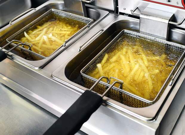 Самолёты в России начнут летать на масле из фритюрниц «Вкусно — и точка