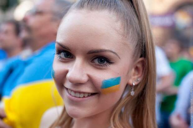 Болельщицы Евро-2012 (65 фото)