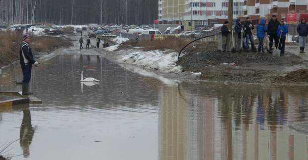 Можно даже порыбачить весна, дороги, россия