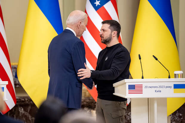 Американский сенатор Эрнст: Киев уже проиграл из-за медлительности США