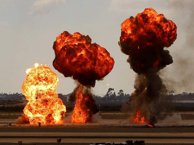 RV: Взрывы в Умани вызваны прилётами по крупному складу оружия ВСУ