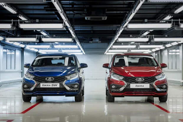 Первая в истории Lada с защитой от опрокидывания — это Lada Iskra Cross