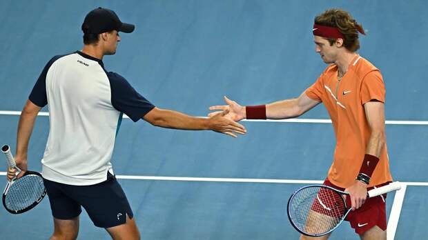 Рублев и украинец Молчанов выиграли турнир в Марселе в парном разряде