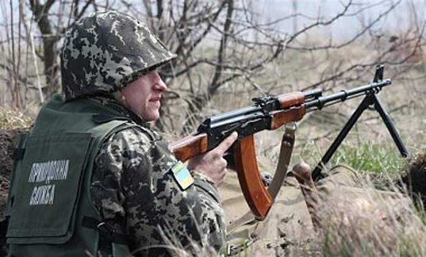 Пограничники пресекли попытку боевиков РФ прорваться в Украину Пограничники пресекли попытку боевиков РФ прорваться в Украину