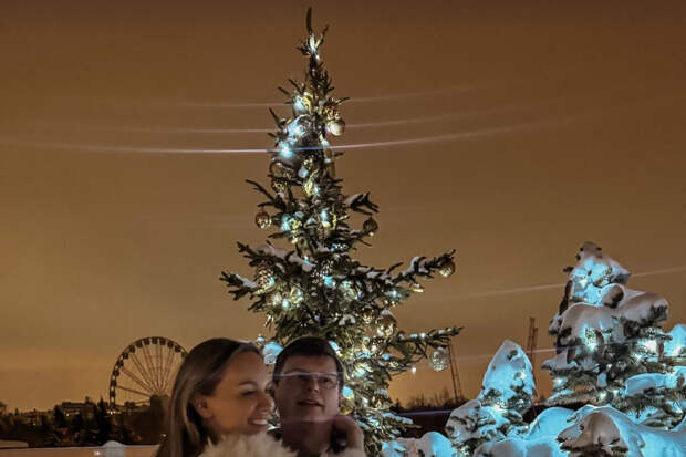 Футболист Андрей Аршавин опубликовал фото с дочерью и возлюбленной Анной