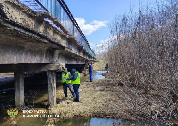 Разрушение очередного моста произошло в Приморском крае