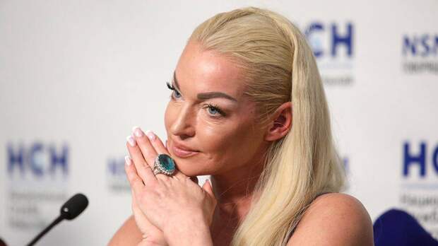 «Остаюсь собой»: Волочкова рассказала, на какой возраст себя ощущает