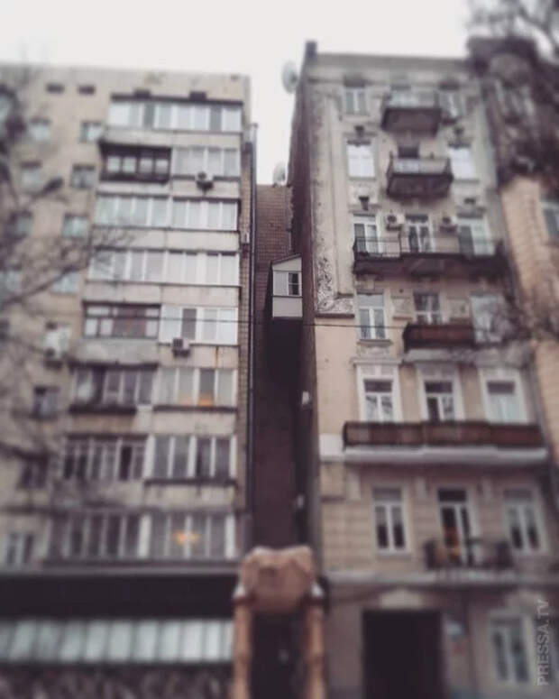 Балконы,хлам рухлядь Вид из окна, Хлам, Длиннопост