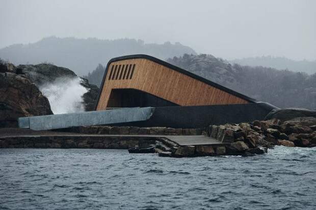 7 фото подводного ресторана в Норвегии