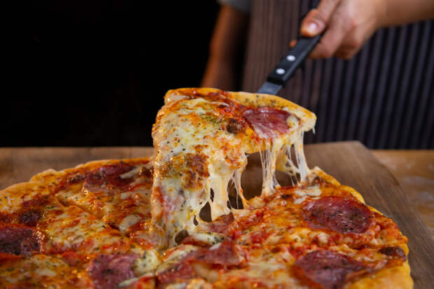 Rube Goldberg Machine pizza maker