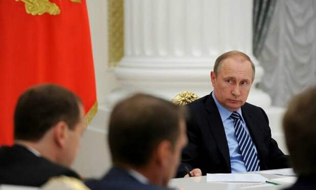 Путин призвал вывести бизнес из 