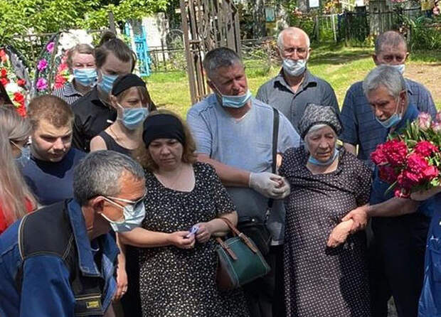 Нашлось заявление жены о разводе с жертвой Ефремова Захаровым
