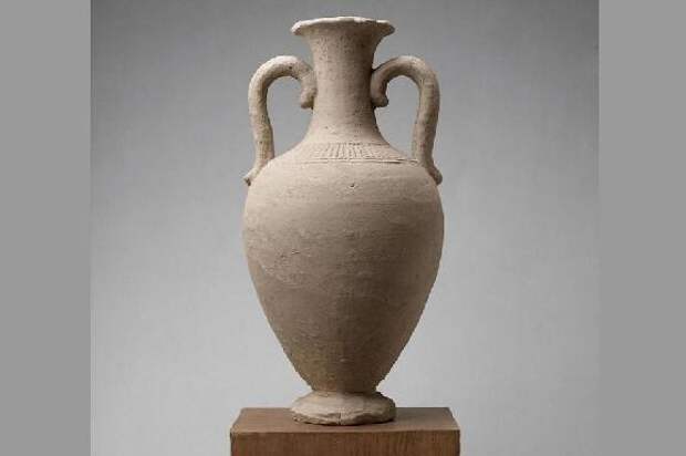 Для тамбовских кабинетов ИЗО покупают гипсовые амфоры и головы Амазонок