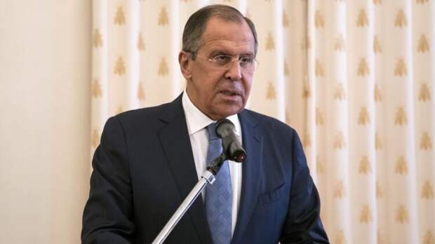 Лавров заявил, что Россия не будет "подставлять вторую щеку" на мировой арене