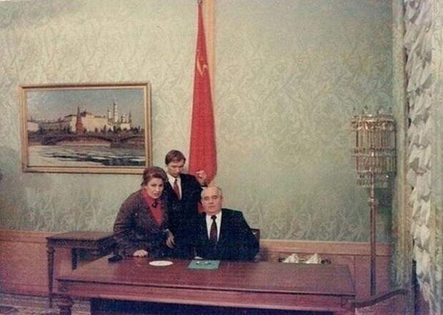 История в архивных фотографиях, смысл которых уже не разобрать без подсказки История в архивных фотографиях, смысл которых уже не разобрать без подсказки