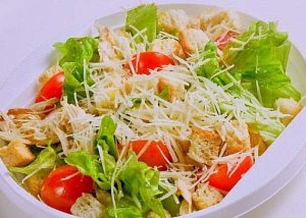 Фото к рецепту: 9 вкуснейших салатов на каждый день