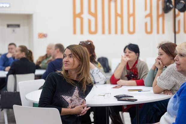 Социальных участковых научили, как не переходить на эмоции в общении с жителями