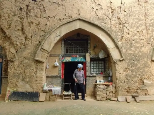 Пещерные люди: почему тысячи китайцев до сих пор живут в подземельях