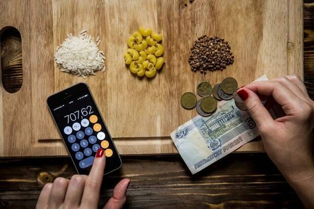 От вашего МРОТ народ МРЕТ