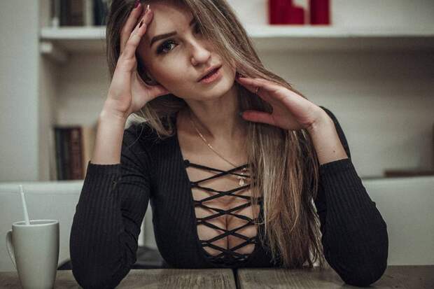 Женские портреты от Евгения Дронова