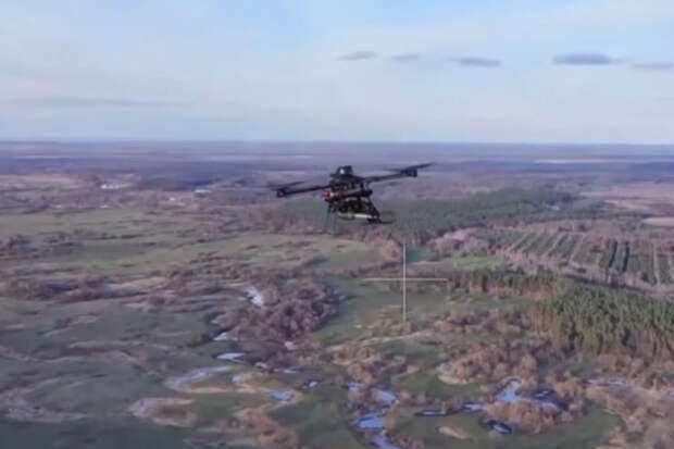 Почти 300 вражеских дронов уничтожили за сутки ПВО России