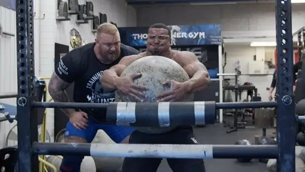 Ларри Уилс. Как проблемный подросток стал бить силовые рекорды