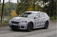 BMW X1 2016 продемонстрировал решетку радиатора BMW X1 2016 продемонстрировал решетку радиатора